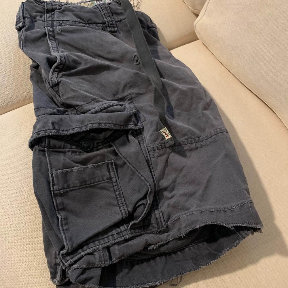 Abercrombie & Fitch cargo shorts, navy blue, size 30, about 18” long.